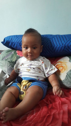 4 bulan 29 hari blm lancar tengkurap