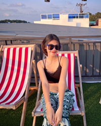 omrratn khamnom profile icon