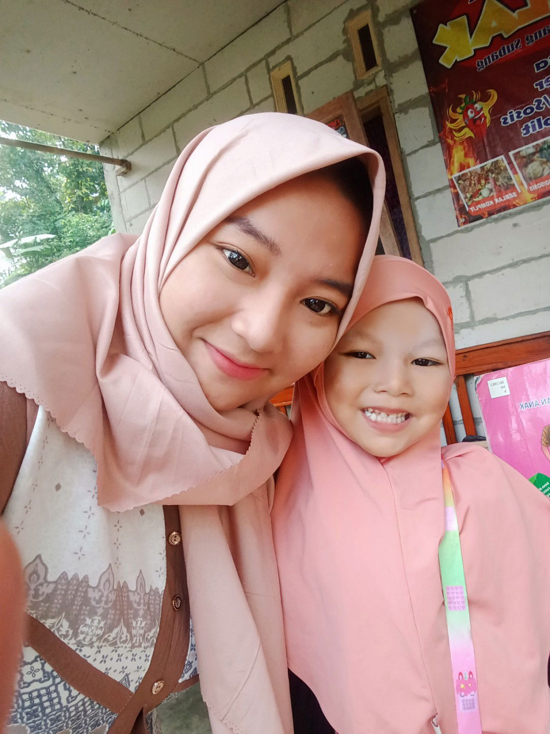 Dewi Cartika profile icon