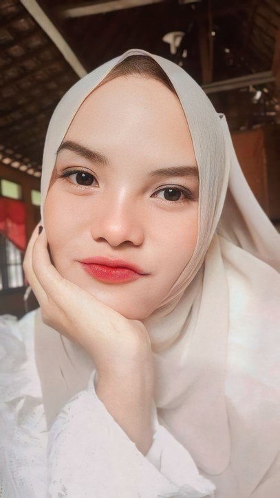 Nur Mulyani profile icon