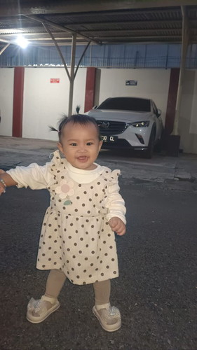 Bayi 8 bulan 13 hari