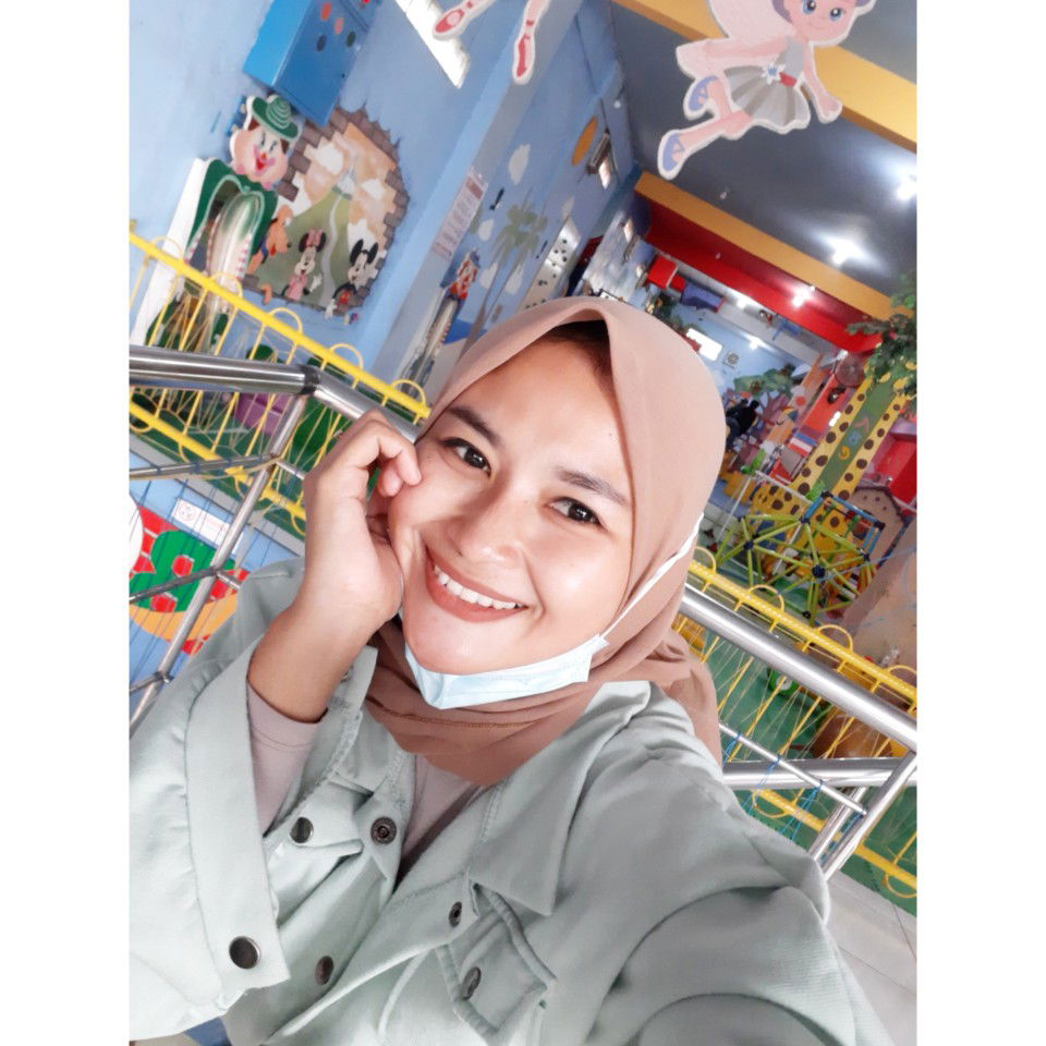 iis destiani profile icon