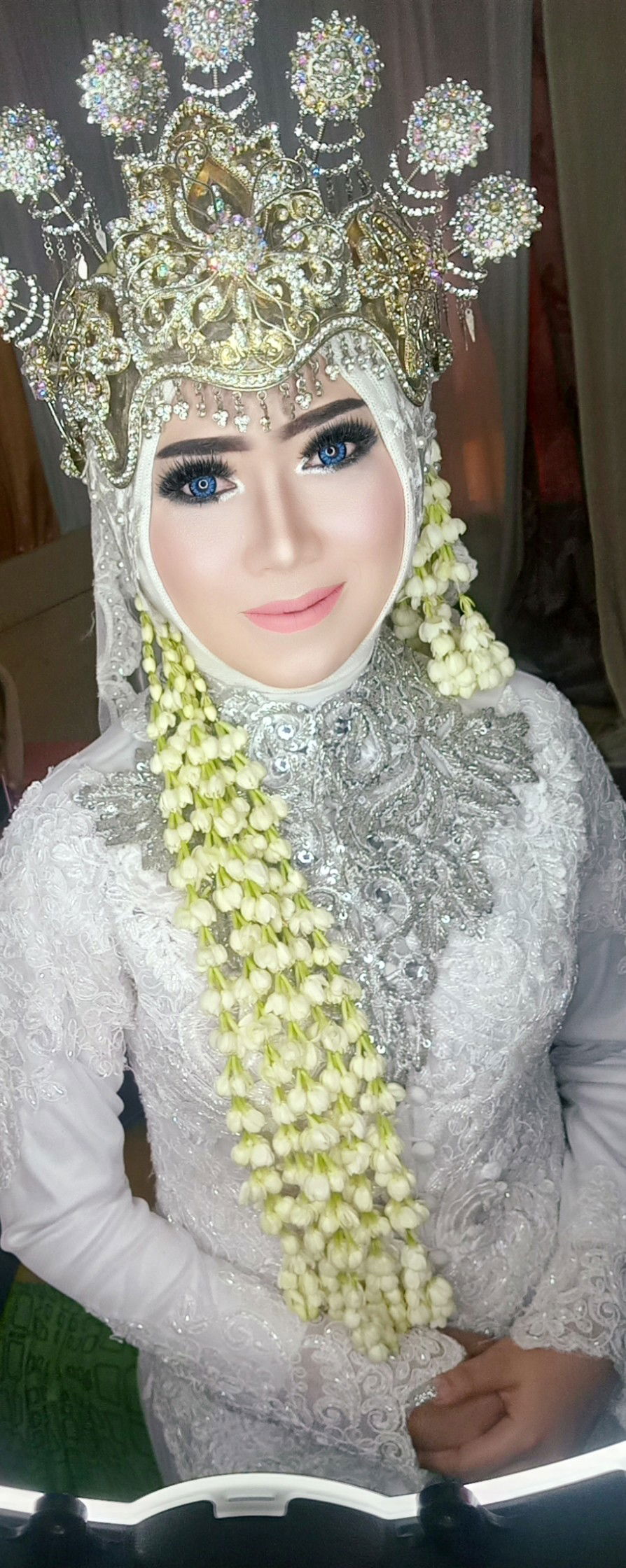Mella Purnama profile icon