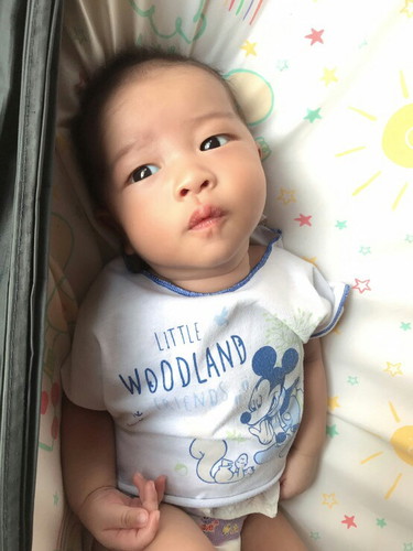 ลูกติดเรด้าไว้กับตัวแม่หรอคะ?