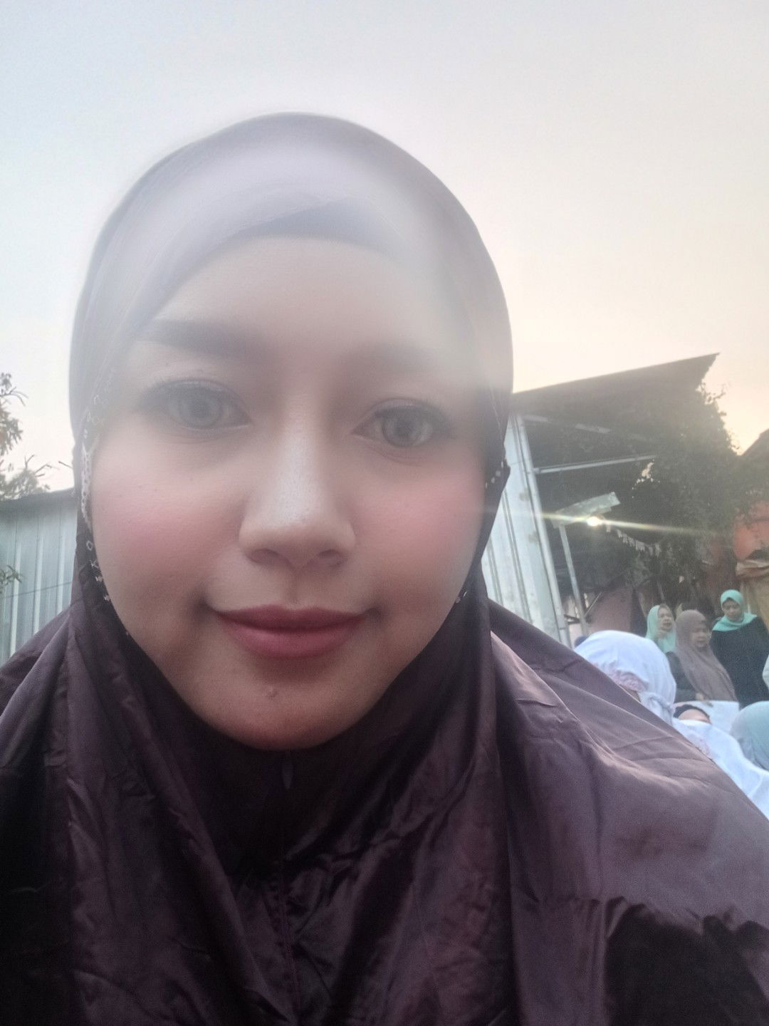 Sri Wahyuni profile icon