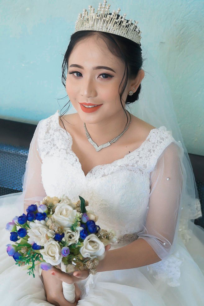 Lidwina Vinni Putri Aprianti Dakhi profile icon