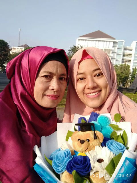 Kehamilan Menyenangkan Bersama Bunda