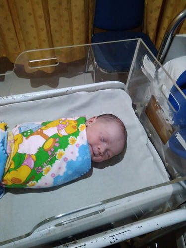 lahir anak pertama