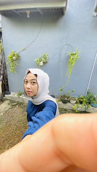 Putri Almi Pratiwi profile icon