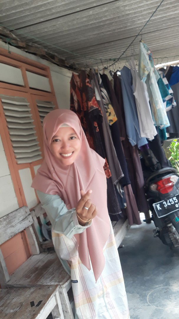 FITRIANA profile icon