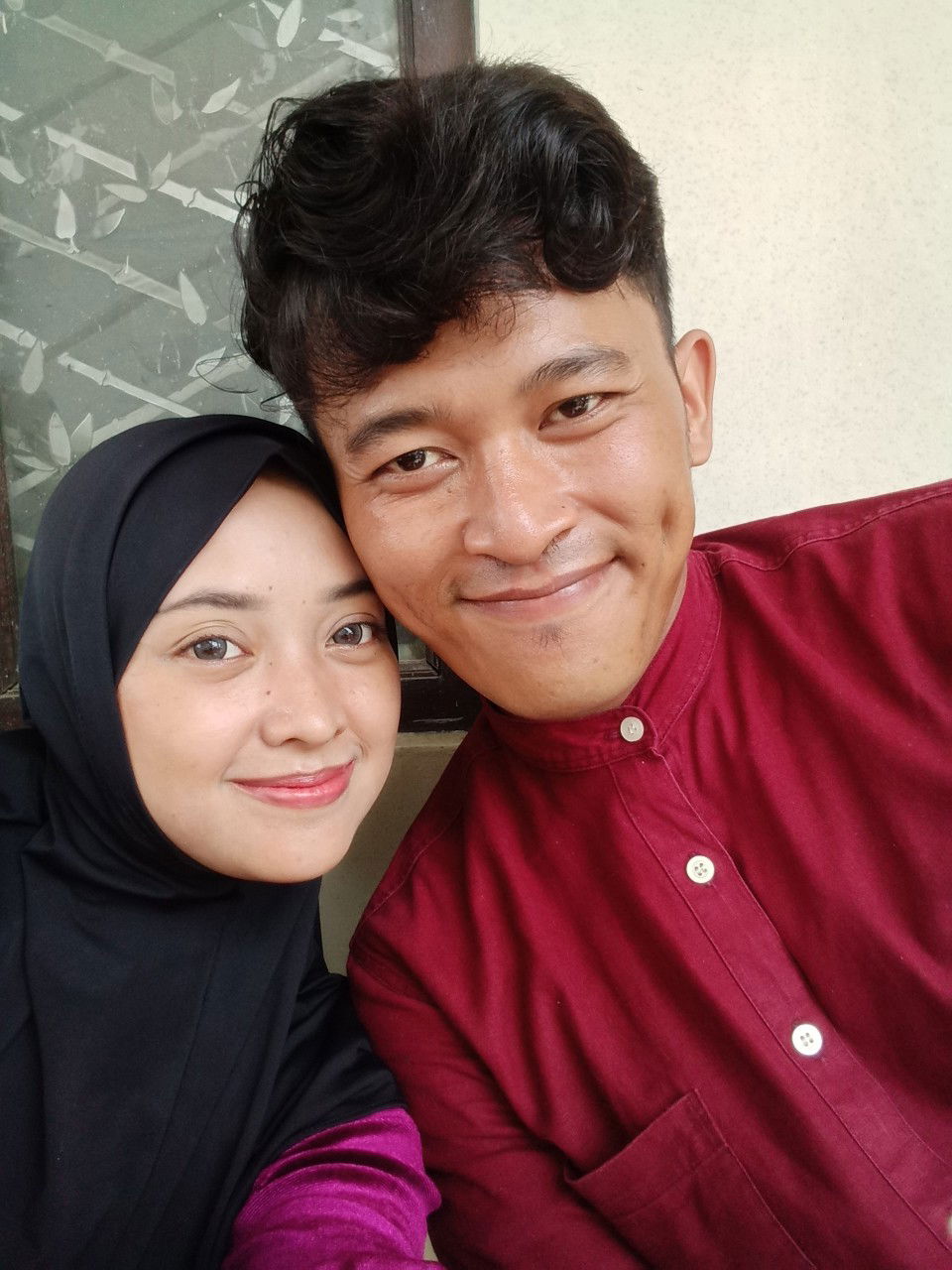 Novia Lailaatul Hikmia profile icon