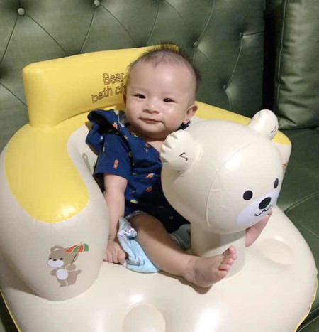 เก้าอี้ฝึกนั่ง