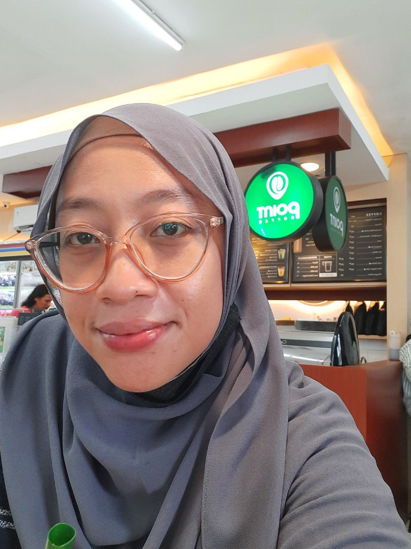 vivi widiarti profile icon