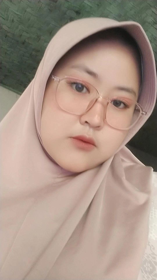 Rika Ayulia Fitriani profile icon