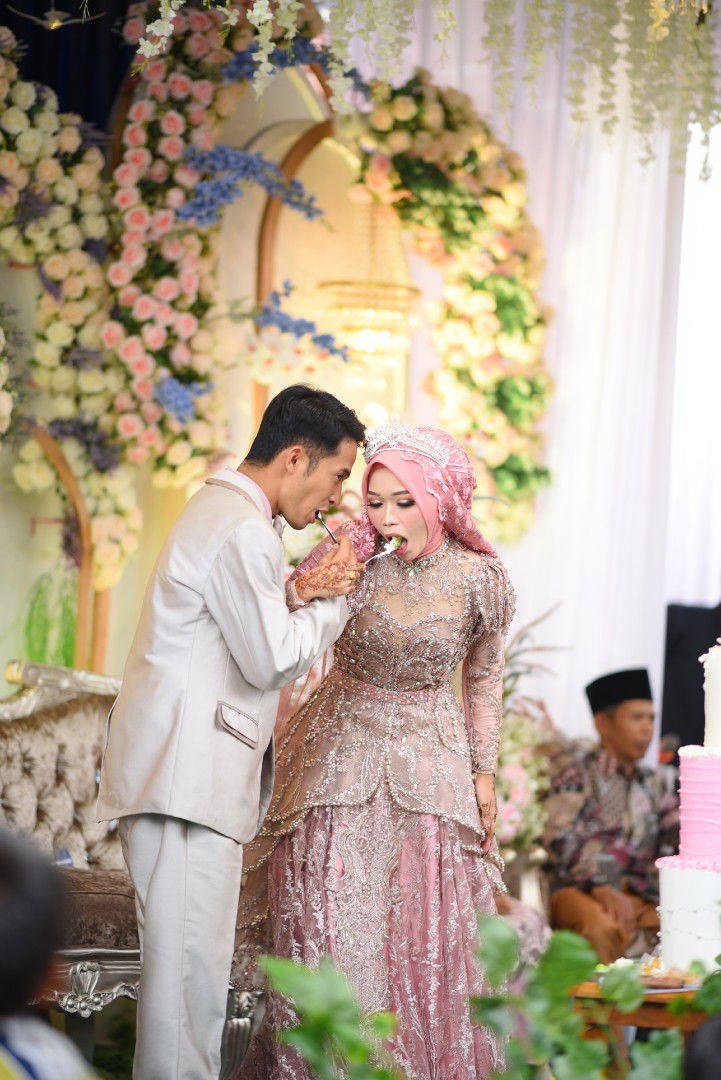 dinaulvaa profile icon