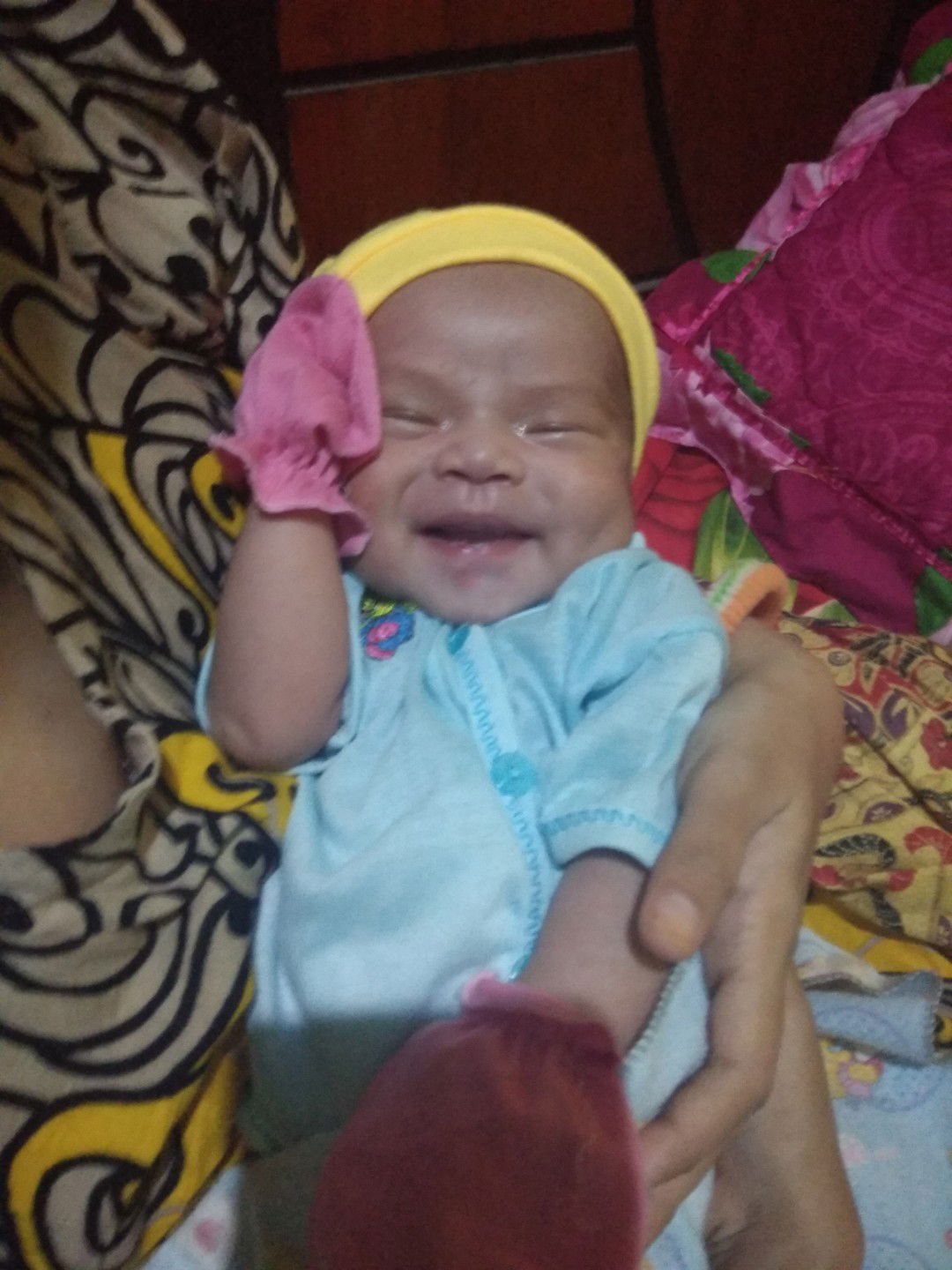 ayu navsi profile icon