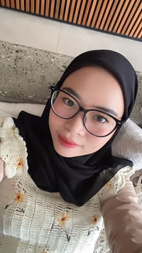 vira noviyanti henida profile icon