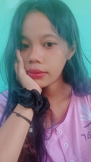 Desi Ratnasari profile icon