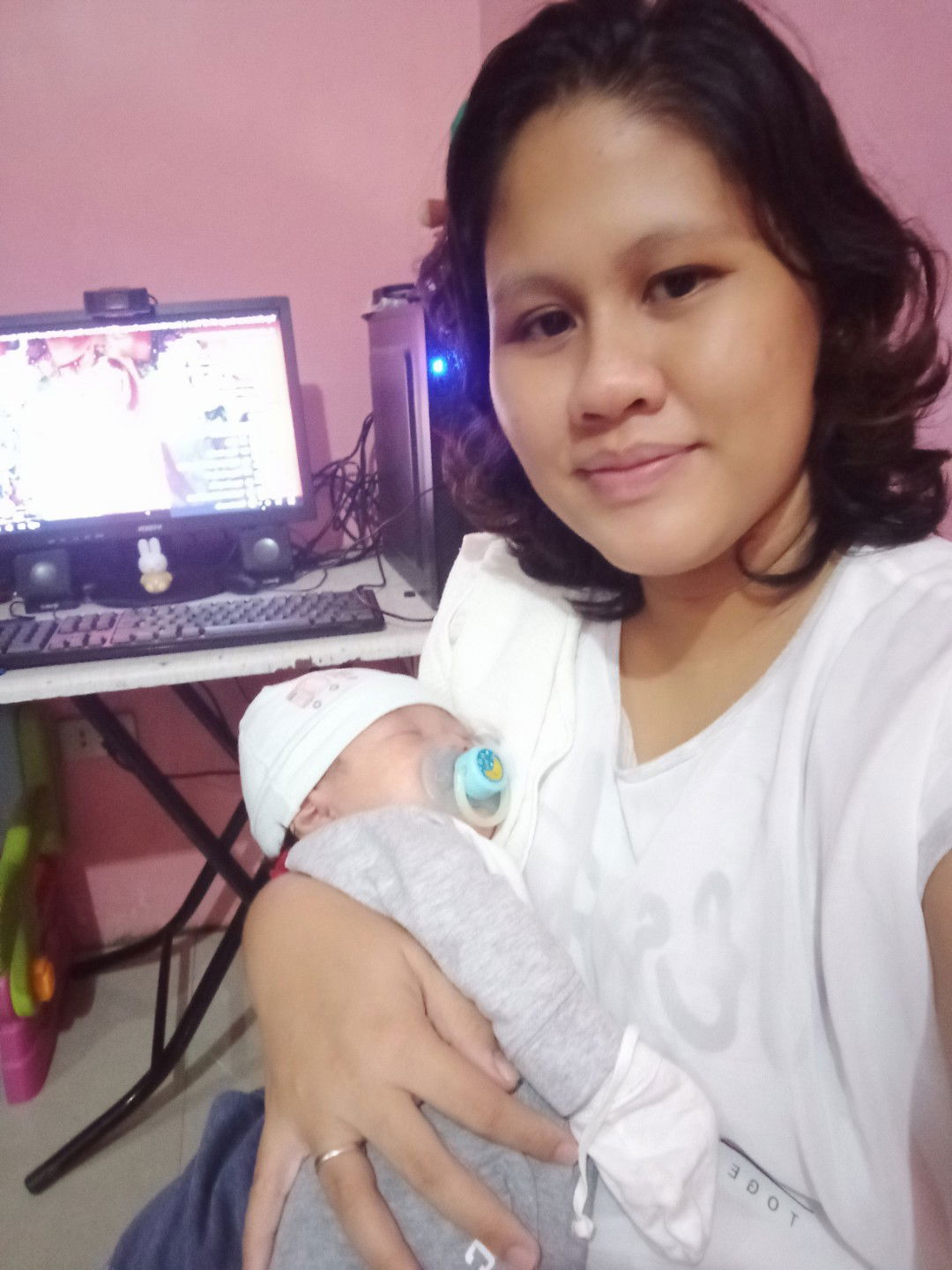 Mary Joy Leda profile icon