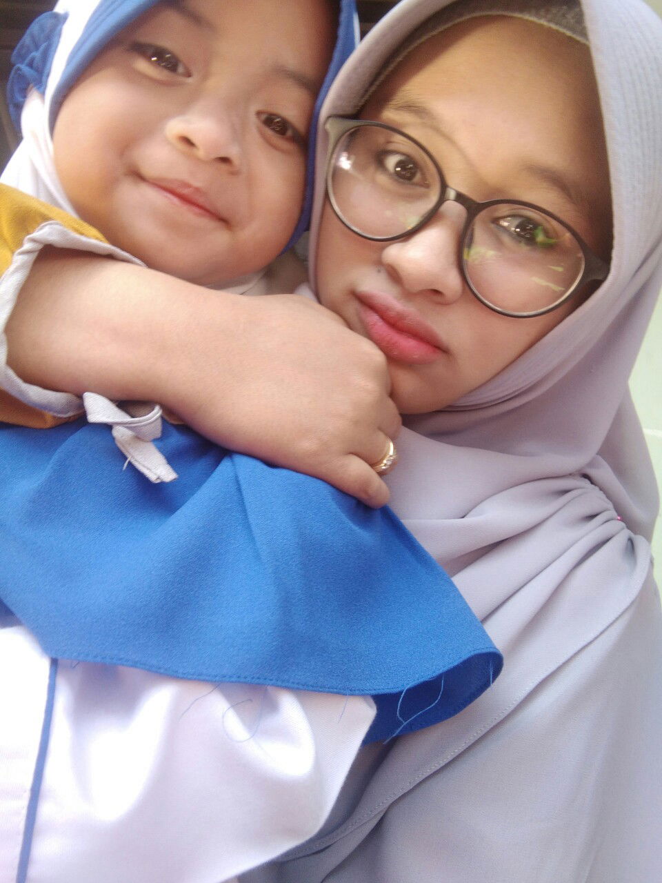 Desi Purwatti profile icon