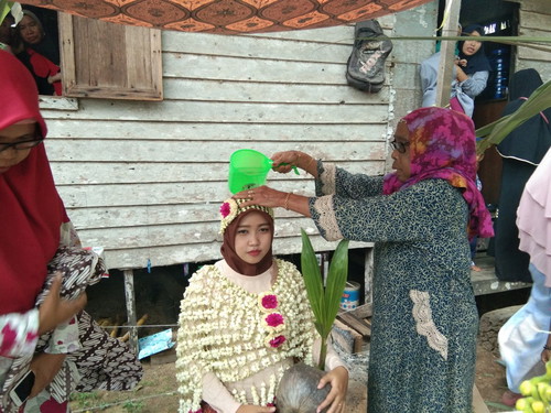 Acara 7 bulanan