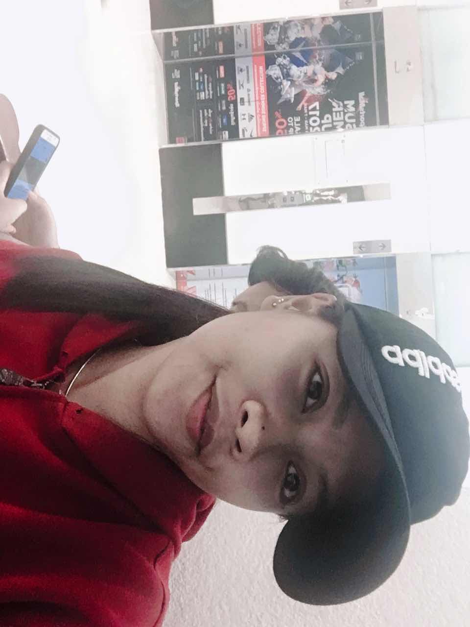 Benz Mookkaew profile icon