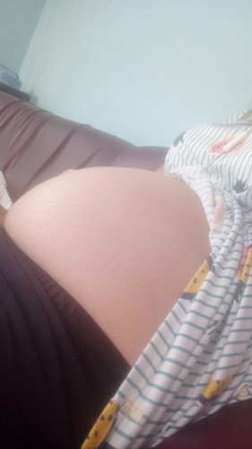 ท้องกลมๆ