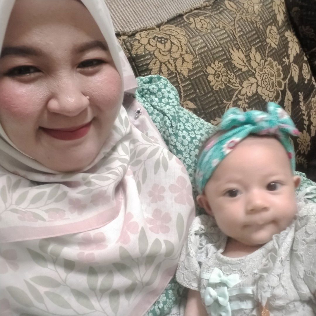 nur amira natasha binti mohamad asri profile icon