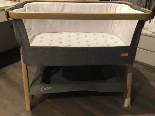 ขายเตียงมือสอง Cozee Bedside Crib