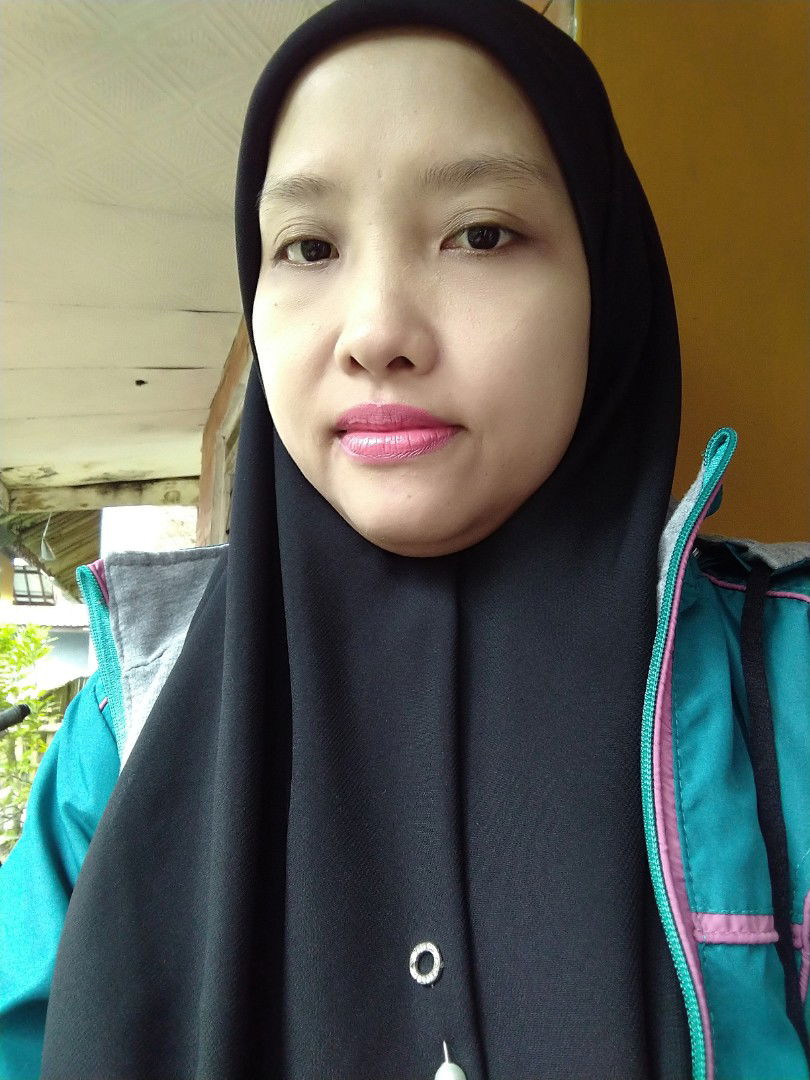 Nina Victoria profile icon