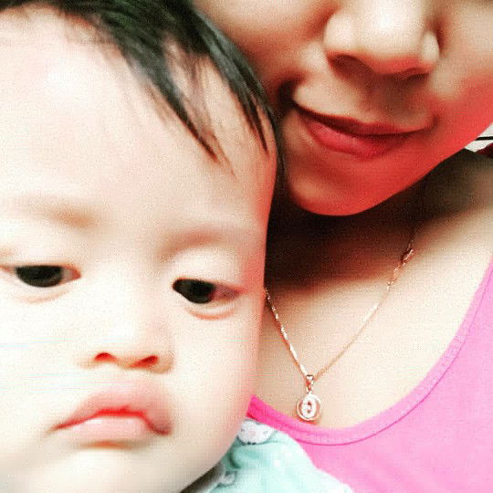 juli lukinawati profile icon