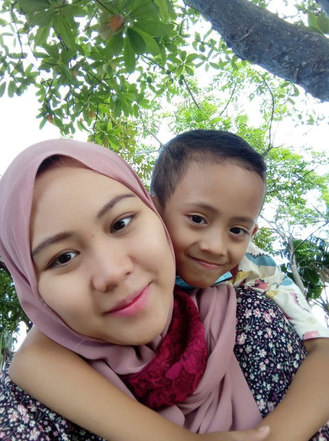 Sucy Annisa profile icon