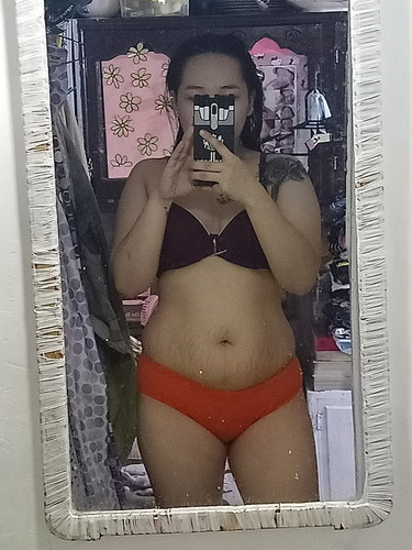 STRETCHMARK AND PREGNANCY FAT