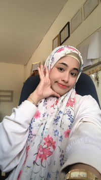 Nurinee seedeh profile icon