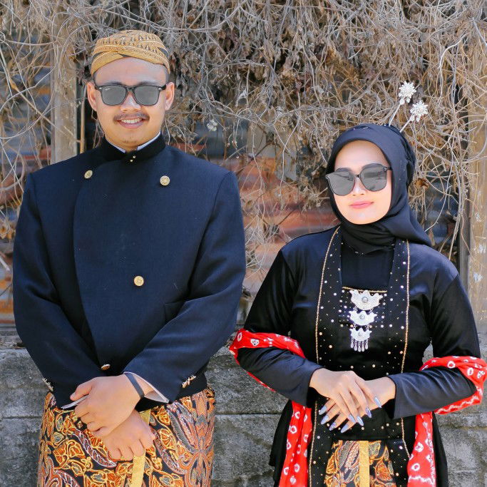 Risqy Andita profile icon