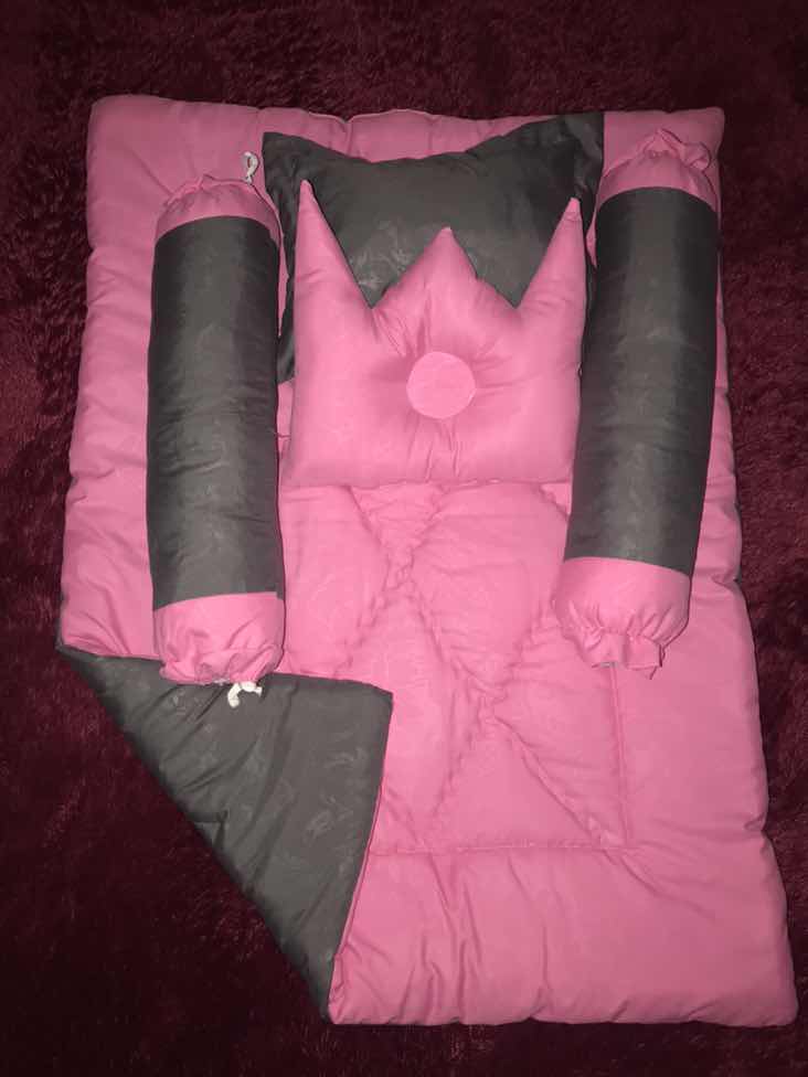 Mau jual bedcover set baby