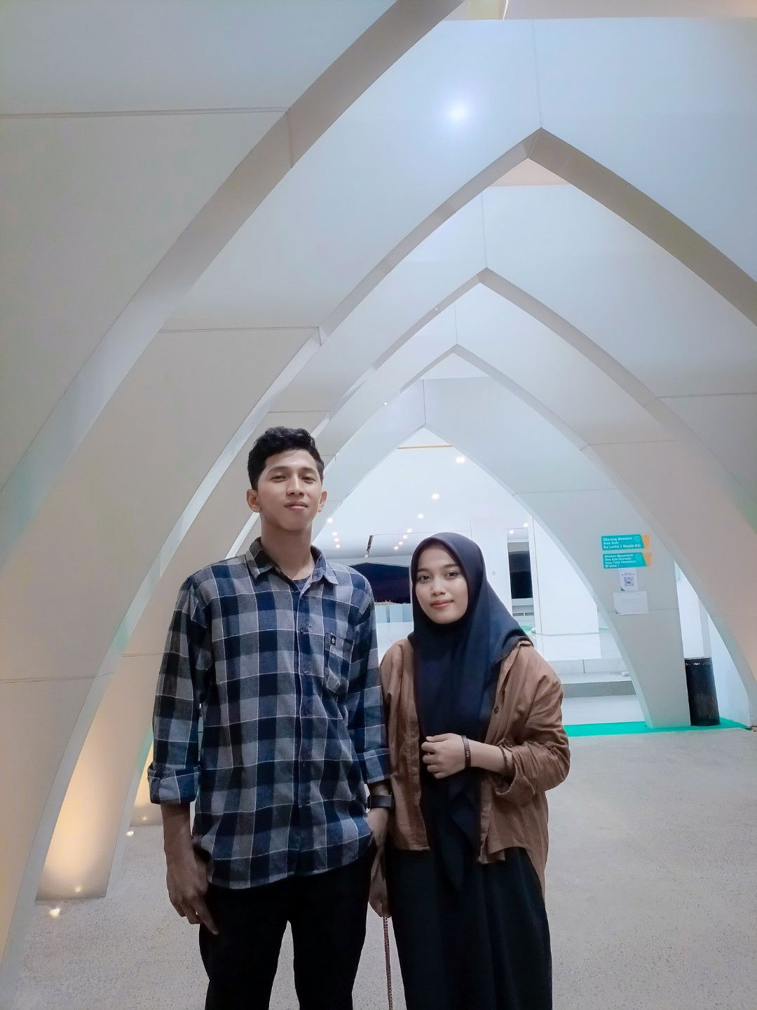 Ani Badriah profile icon