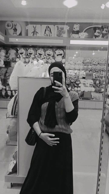 Novita Sari Dewi profile icon