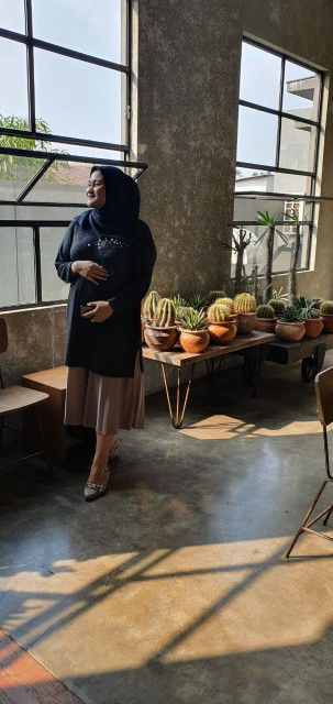 yuliana suwaibah profile icon