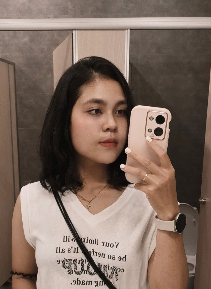 Yến Linh profile icon