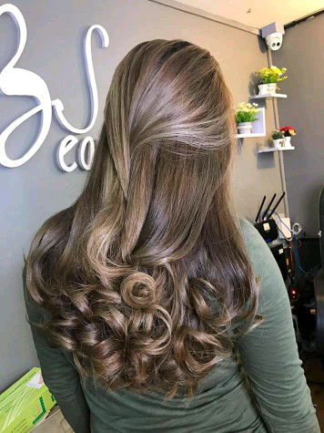 Ayu febriana profile icon