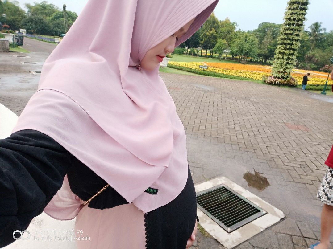 Mily Lailatul Azizah profile icon