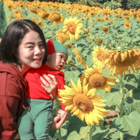 วิธีให้ลูกมองกล้องเวลาถ่าย