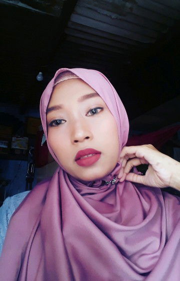 Veeny ayu profile icon