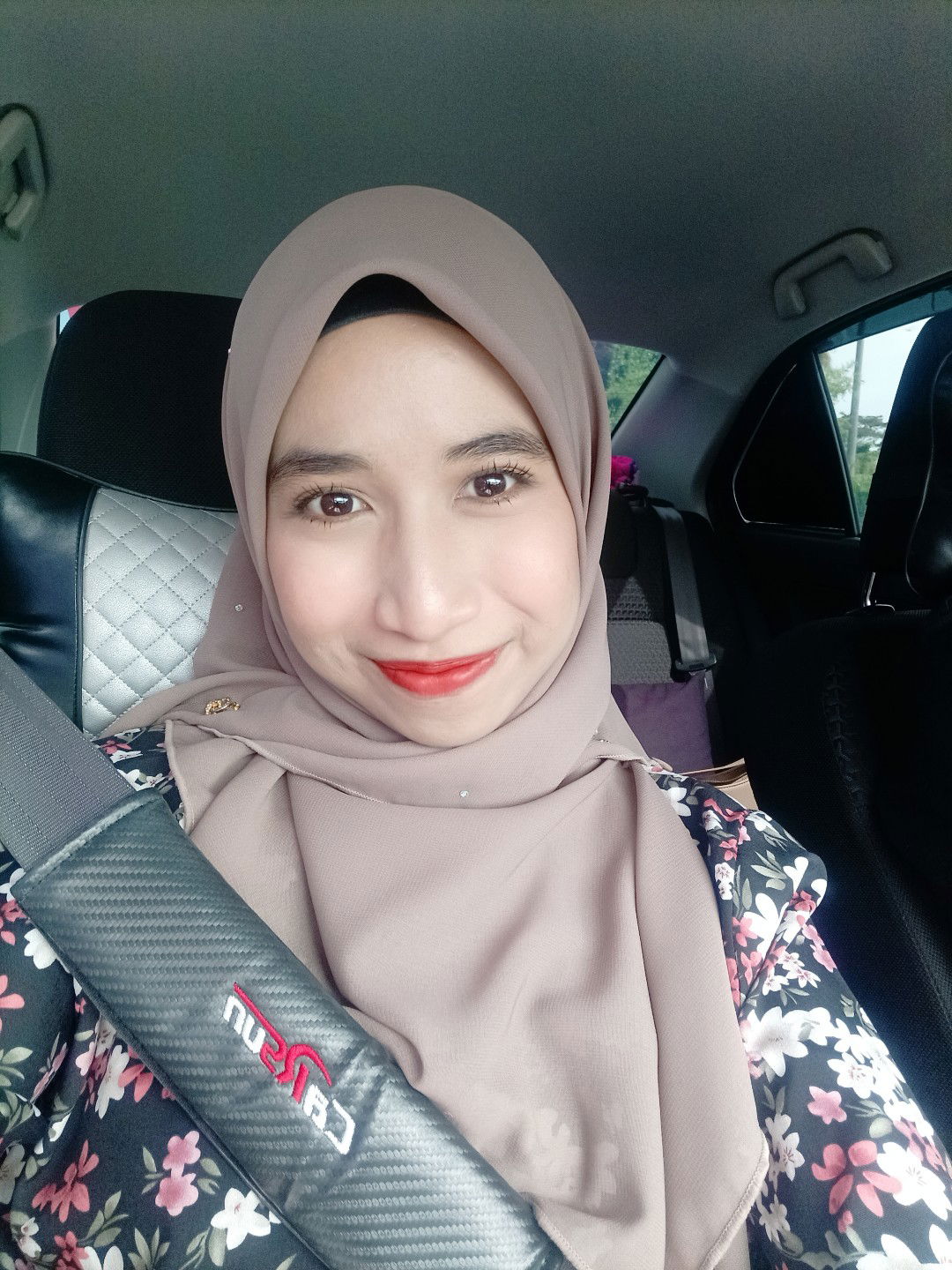 Mai Nabila profile icon