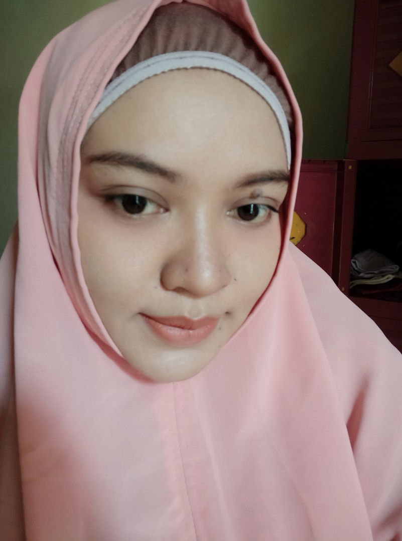 bunga eka putri profile icon