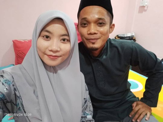 Siti Zukhairah profile icon