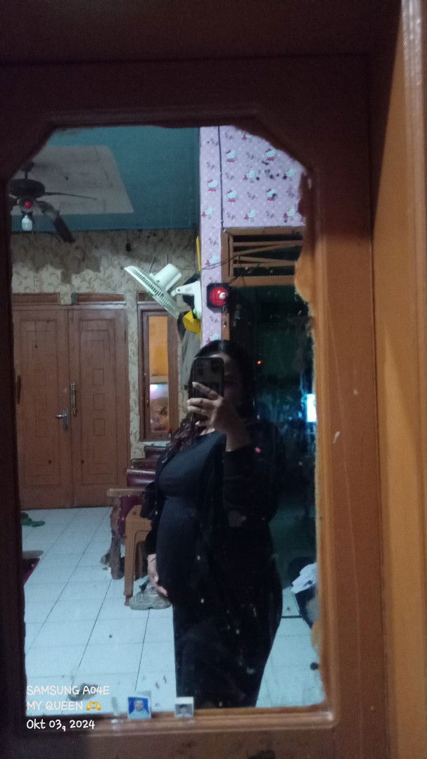 Dewi Sukmawati profile icon