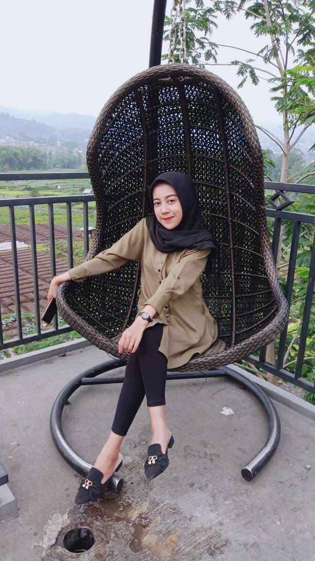 Afika Nindy profile icon