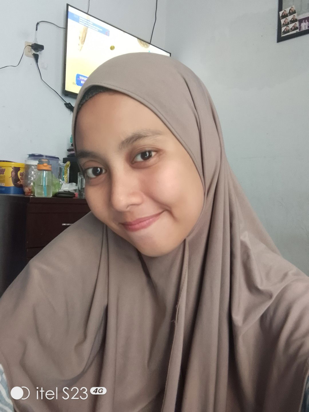 Dwi Wahyuningsih profile icon